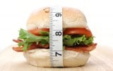 3 Ways People Fool Themselves When They're Trying to Lose Weight