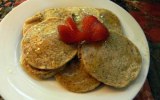 Yummy Spelt Pancakes with Strawberries