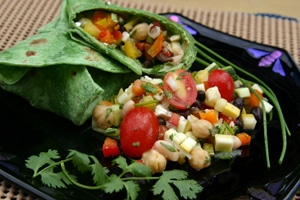 Delicious Black Bean Vegetable Salad