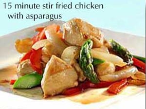 15-Minute Healthy Sautéed Chicken & Asparagus