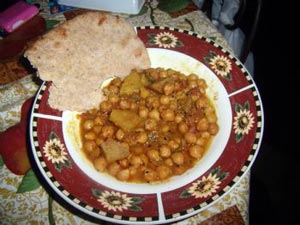 Spicy Chana Masala (Chickpeas) with Spinach