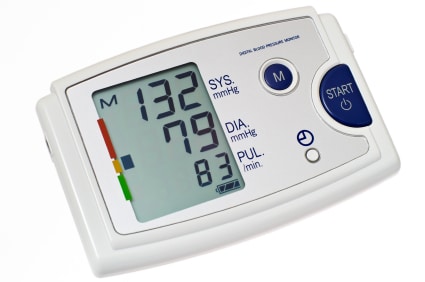 Automatic digital blood pressure monitor