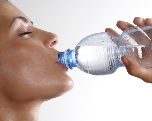 How to Stay Hydrated Without Feeling Full During a Workout