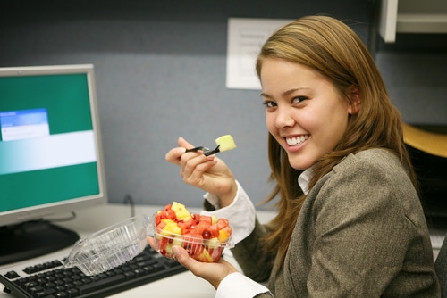 5 Healthy Office Snacks That’ll Keep You Away From the Vending Machine