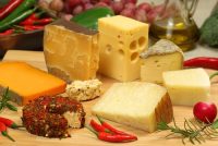 saturated fat in cheese