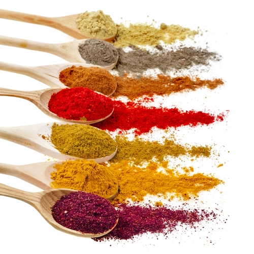 5 Reasons to Add Spices to Your Diet if You're Trying to Control Your Weight