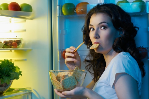 Can external cues help you stop eating when you're no longer hungry?