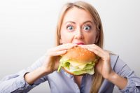5 Ways Psychological Stress Leads to Weight Gain