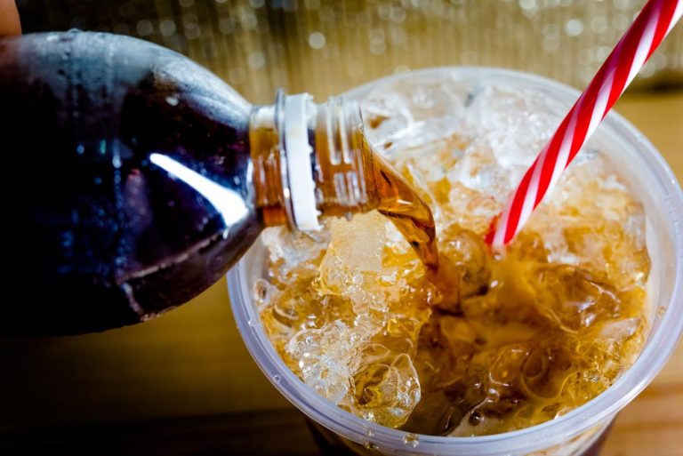 Hydrating With Soft Drinks During Exercise May Be Bad For Your Kidneys
