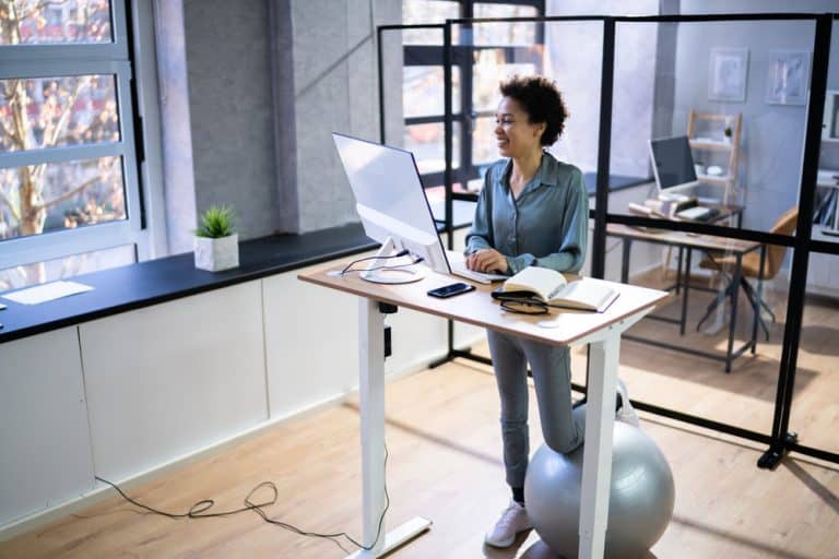 What Does Science Say About Standing Desks?